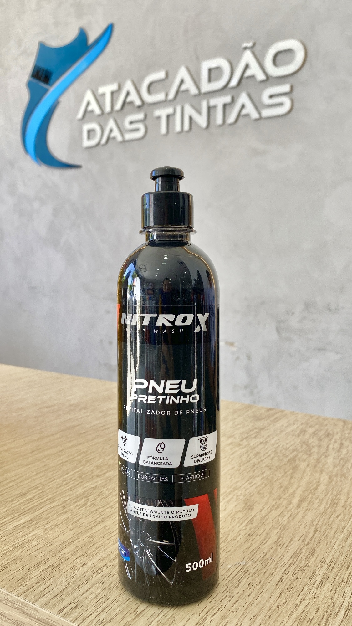PRETINHO REVITALIZADOR DE PNEUS NITRO